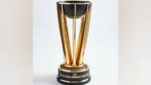 El Trofeo del Campeonato del Torneo de Temporada de la NBA