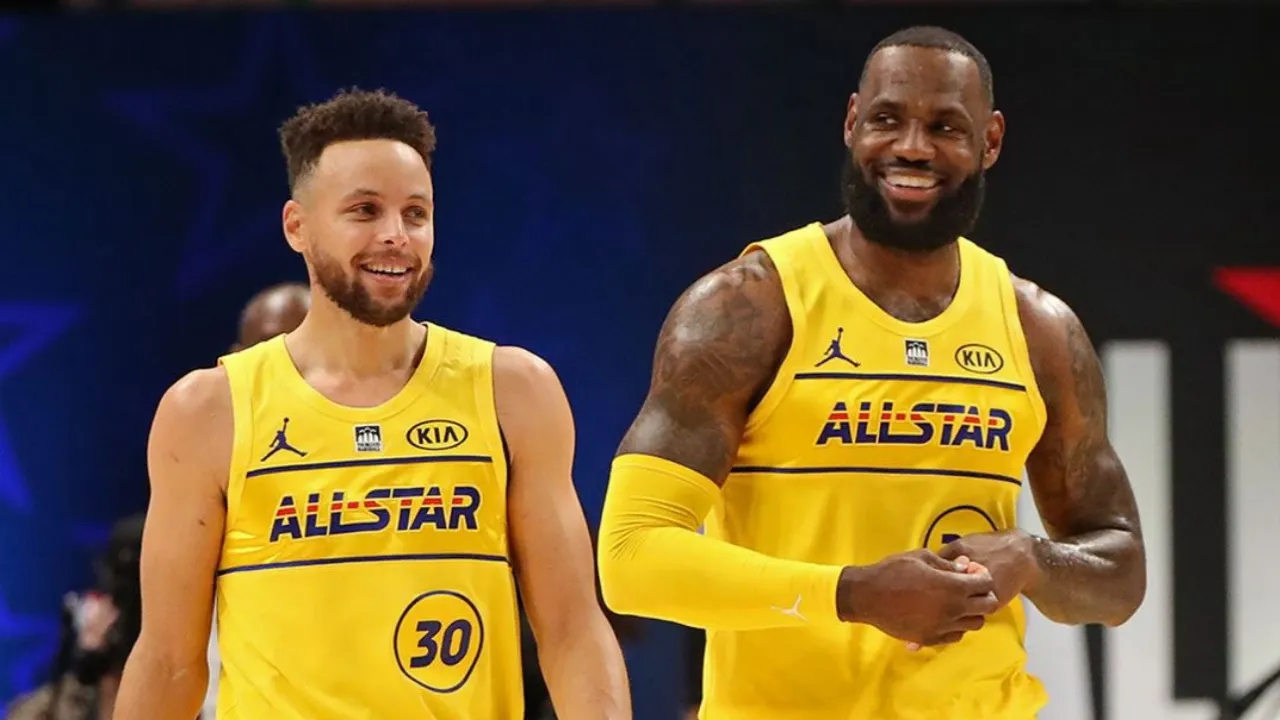 LeBron James y Stephen Curry estan terceros en la votación para el NBA All-Star 2025