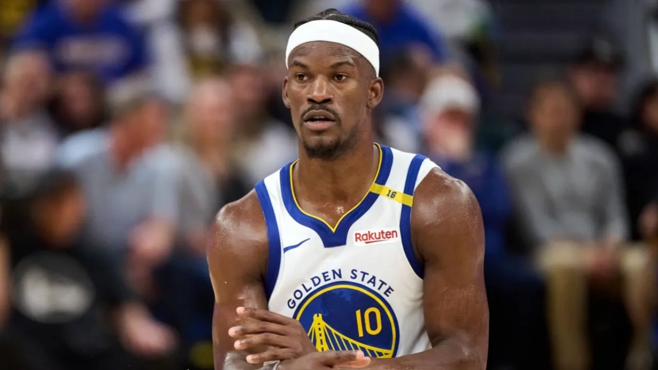 Joe Lacob, propietario mayoritario de los Golden State Warriors, no se arrepiente de haber fichado a Jimmy Butler ni de haber extendido su contrato.