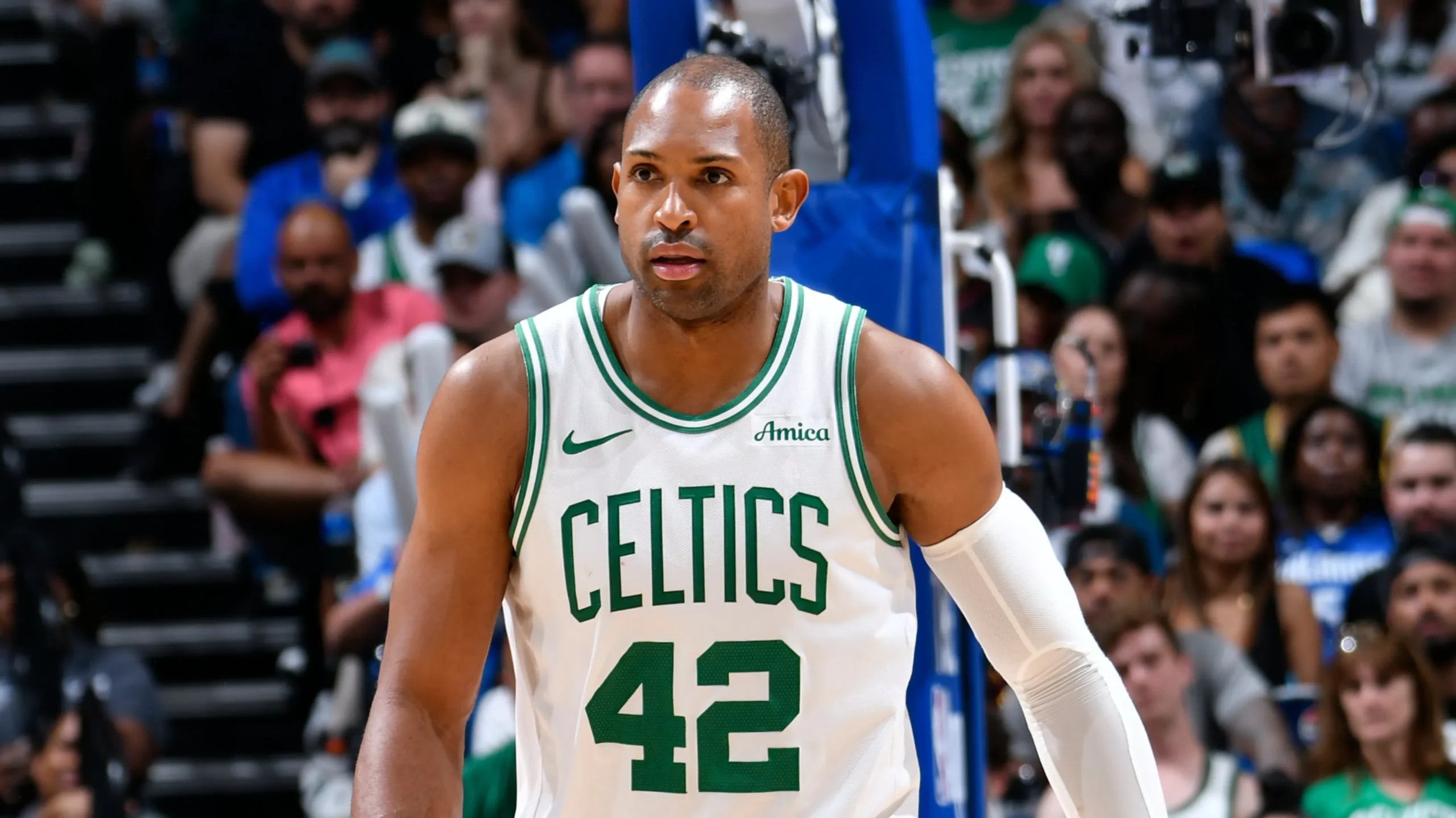 Los Warriors firman al veterano Al Horford con un contrato multianual según fuentes